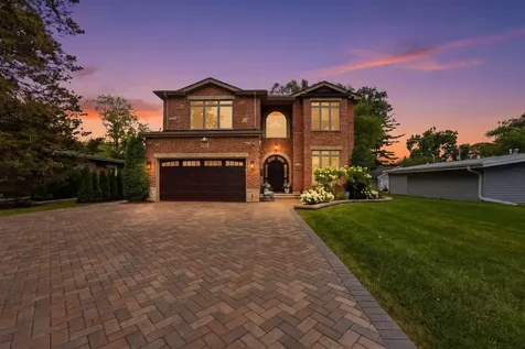 4621 Lilac Avenue Glenview IL 60025