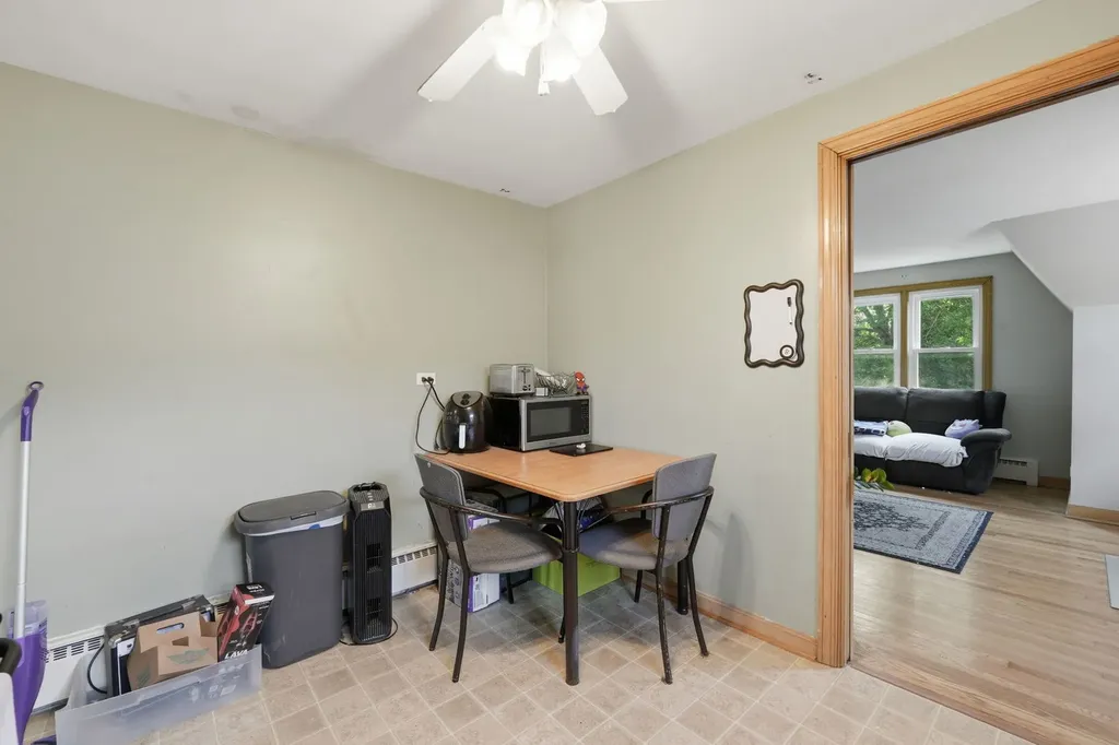 4923 North Mason Avenue Chicago IL 60630