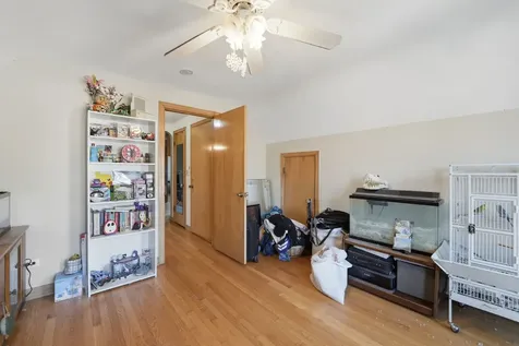4923 North Mason Avenue Chicago IL 60630