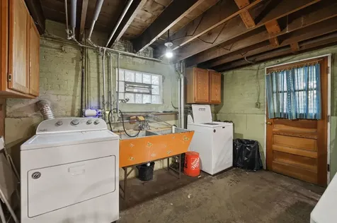 4923 North Mason Avenue Chicago IL 60630