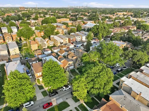 4923 North Mason Avenue Chicago IL 60630