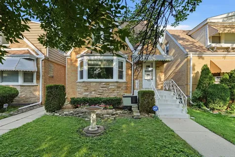 4923 North Mason Avenue Chicago IL 60630