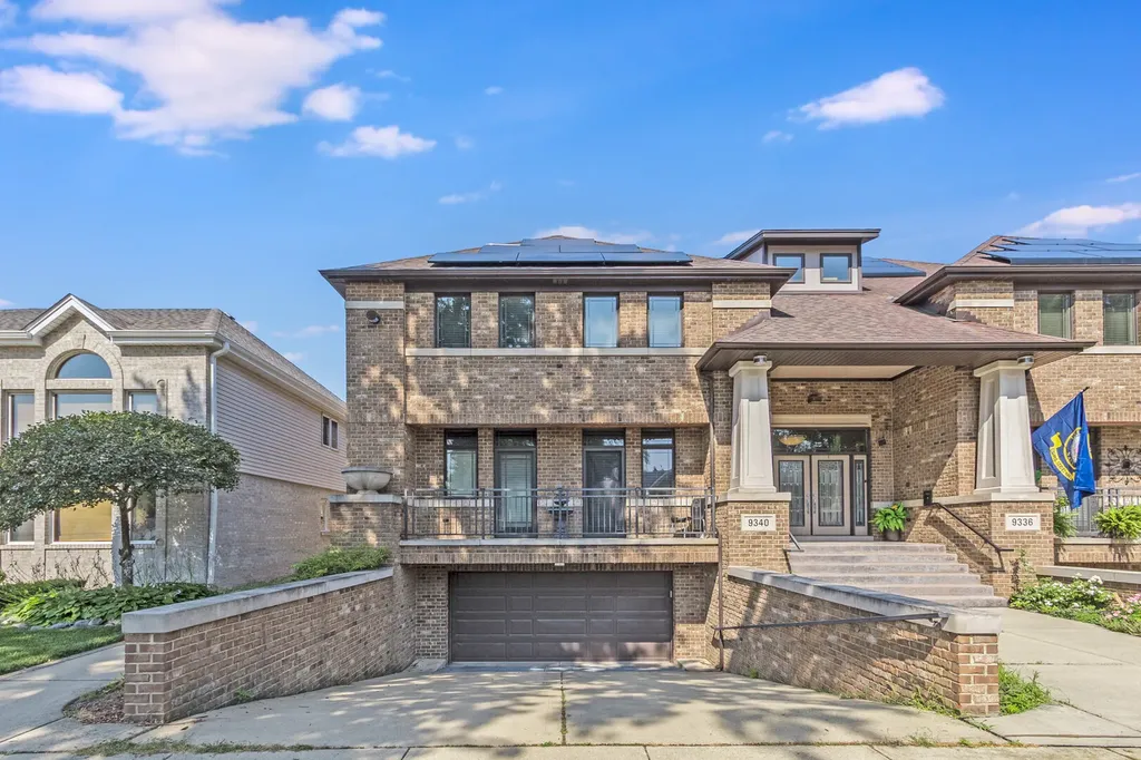 9340 South Clifton Park Avenue Evergreen Park IL 60805