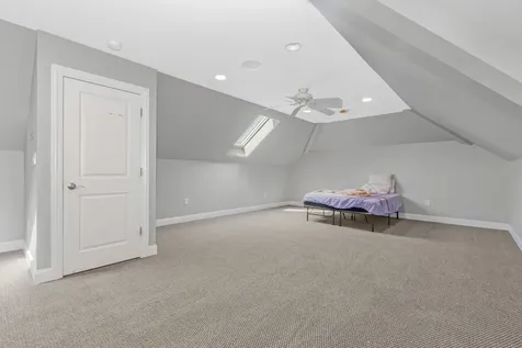 9340 South Clifton Park Avenue Evergreen Park IL 60805