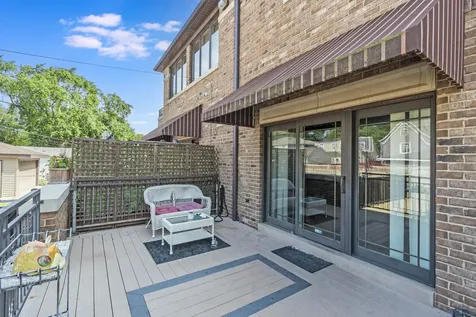 9340 South Clifton Park Avenue Evergreen Park IL 60805