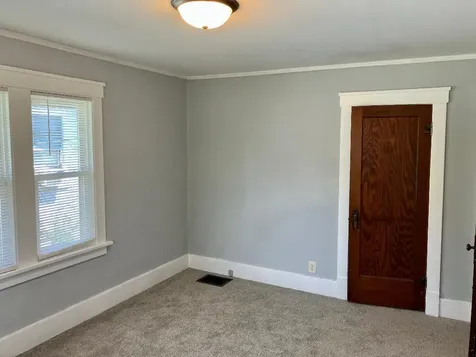 404 East Mckenney Street Dixon IL 61021