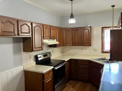404 East Mckenney Street Dixon IL 61021