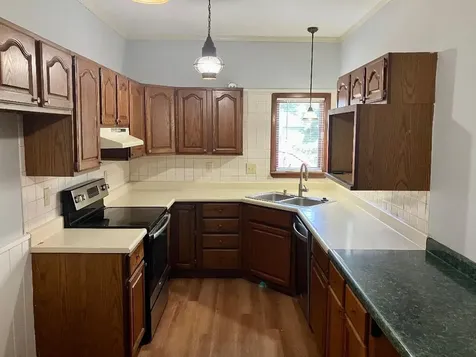 404 East Mckenney Street Dixon IL 61021