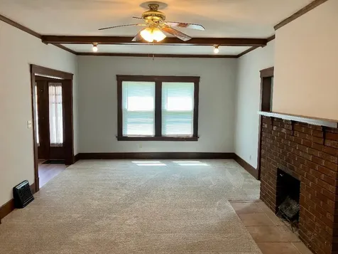 404 East Mckenney Street Dixon IL 61021