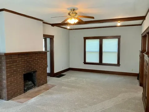404 East Mckenney Street Dixon IL 61021
