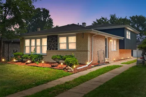 14737 Blackstone Avenue Dolton IL 60419