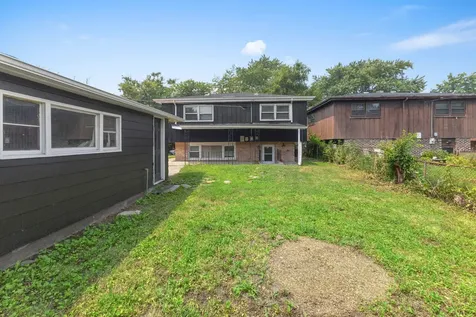14737 Blackstone Avenue Dolton IL 60419