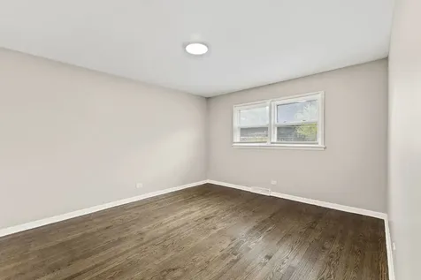 14737 Blackstone Avenue Dolton IL 60419