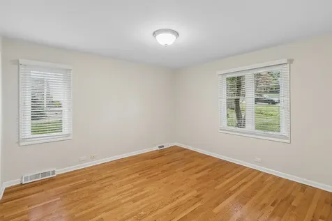 356 Windsor Lane Inverness IL 60010
