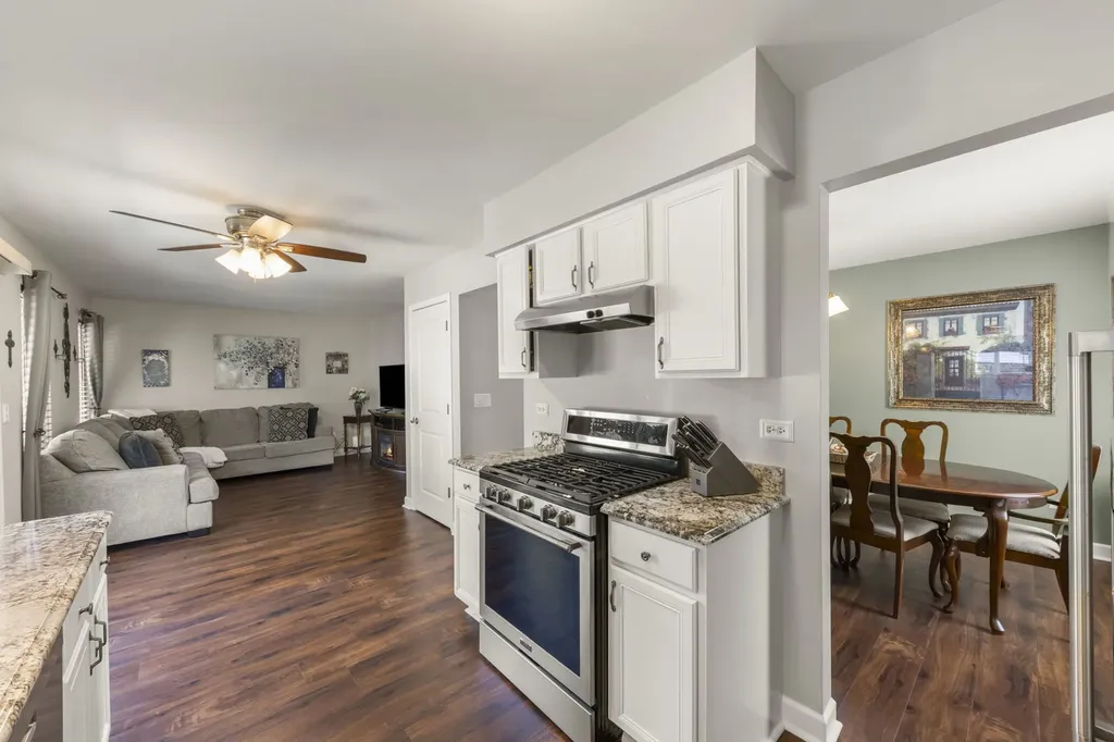 2713 Steamboat Circle Plainfield IL 60586