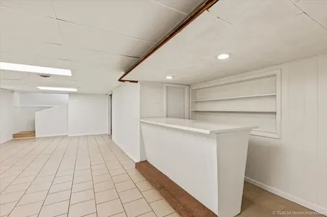 5317 South Hunt Avenue Summit IL 60501