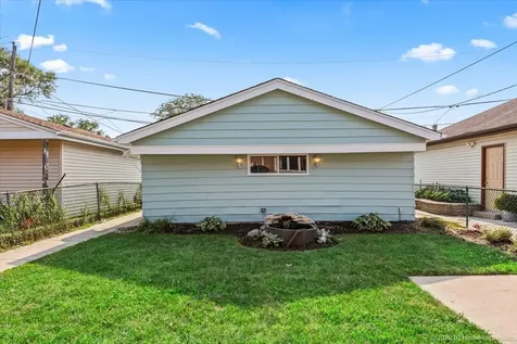 5317 South Hunt Avenue Summit IL 60501
