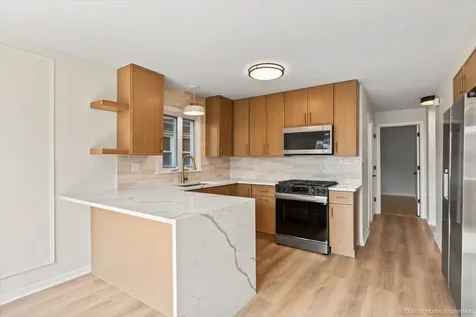 5317 South Hunt Avenue Summit IL 60501