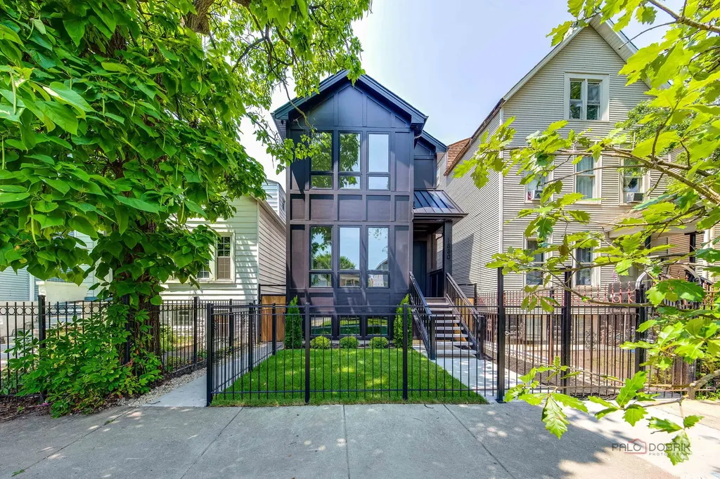 1830 North Saint Louis Avenue Chicago IL 60647