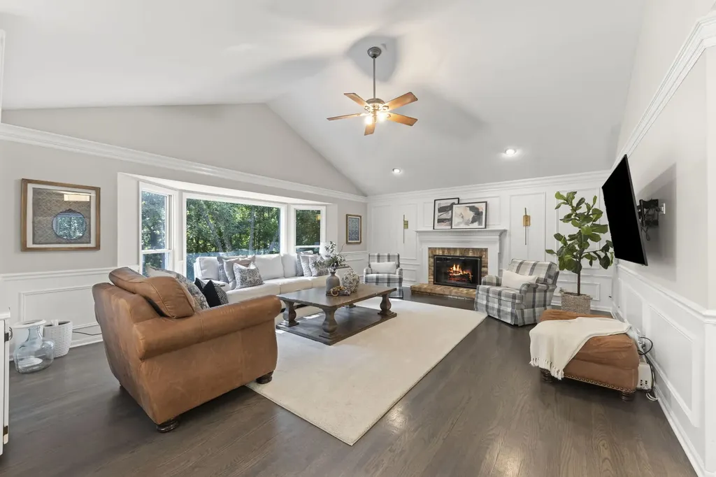 2265 River Woods Drive Naperville IL 60565