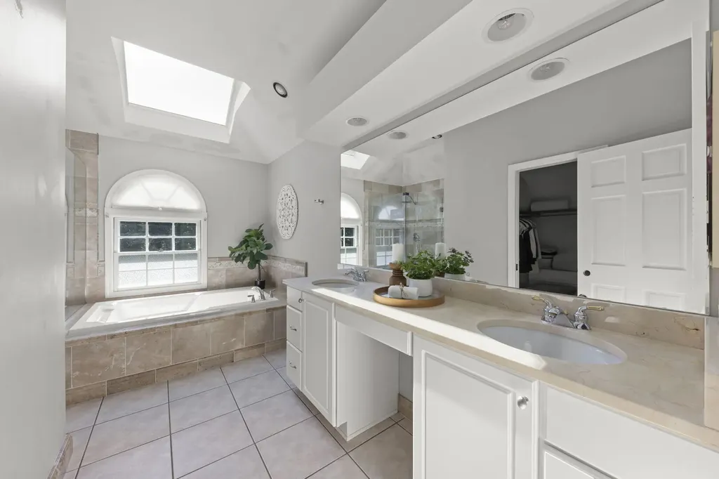 2265 River Woods Drive Naperville IL 60565