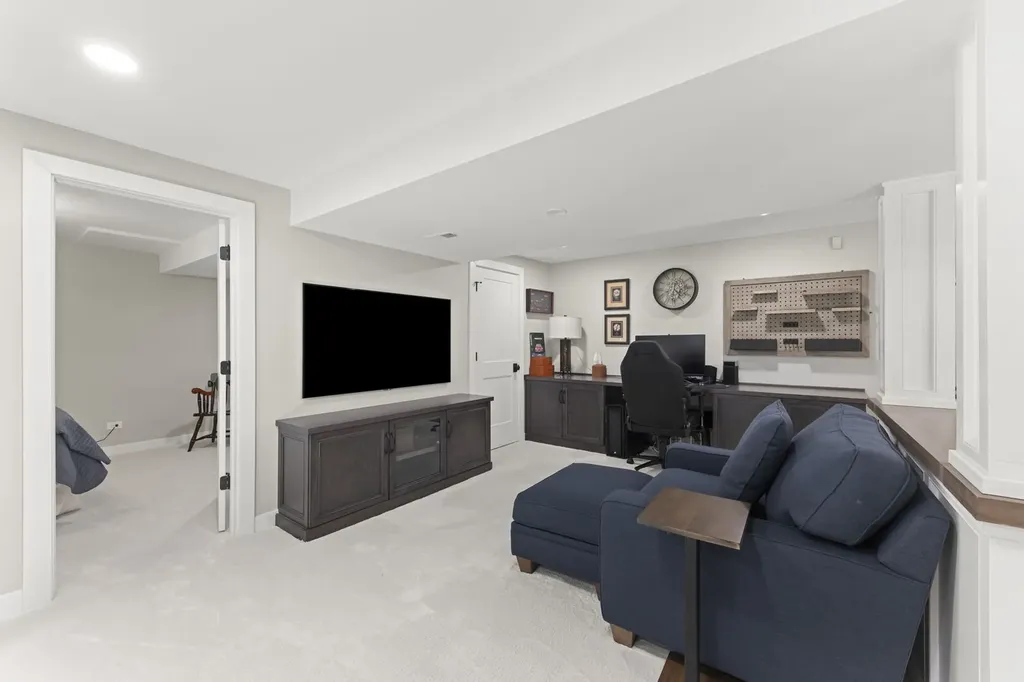 2265 River Woods Drive Naperville IL 60565