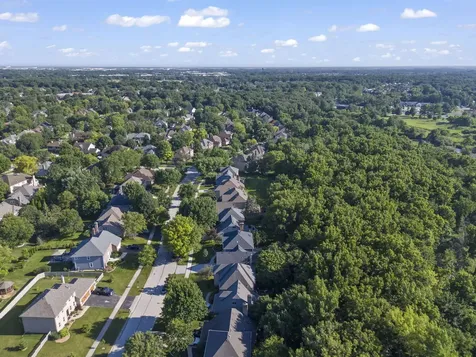 2265 River Woods Drive Naperville IL 60565