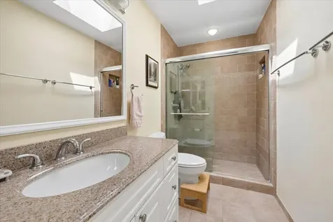 2304 North Lakewood Avenue Chicago IL 60614