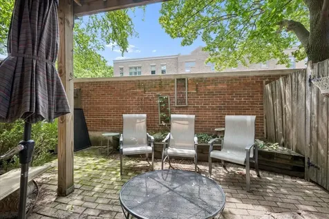 2304 North Lakewood Avenue Chicago IL 60614