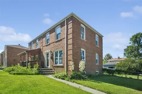 1798 Howard Avenue Des Plaines IL 60018