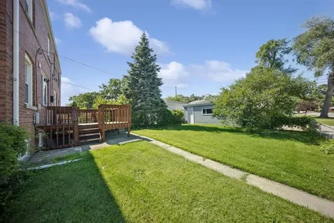 1798 Howard Avenue Des Plaines IL 60018
