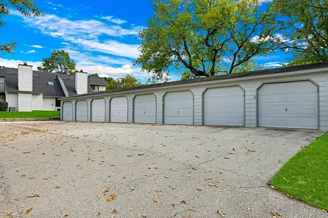 719 Wakefield Road Gurnee IL 60031