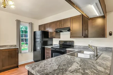 719 Wakefield Road Gurnee IL 60031