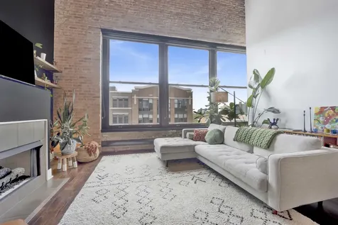 2303 South Michigan Avenue Chicago IL 60616
