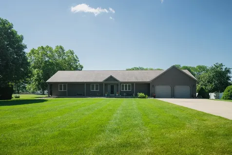 800 Burgess Drive Utica IL 61373