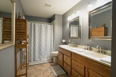 800 Burgess Drive Utica IL 61373
