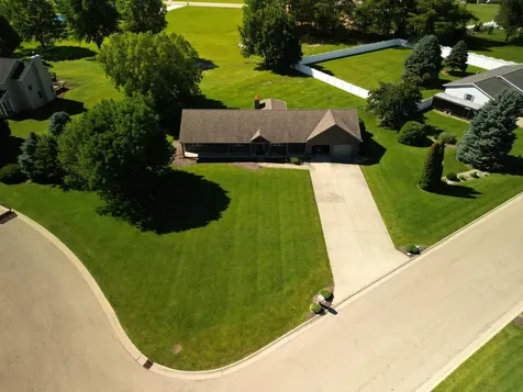 800 Burgess Drive Utica IL 61373