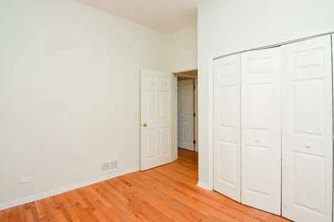 1129 North Winchester Avenue Chicago IL 60622