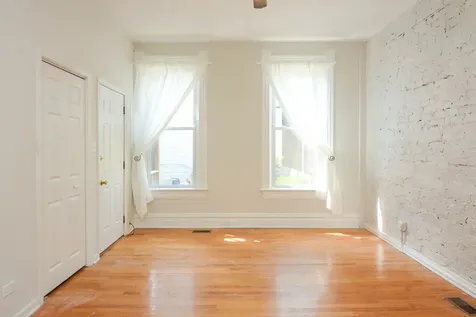 1129 North Winchester Avenue Chicago IL 60622