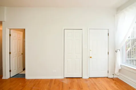 1129 North Winchester Avenue Chicago IL 60622