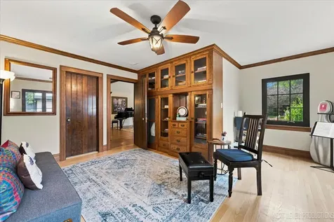 226 Grant Avenue Geneva IL 60134