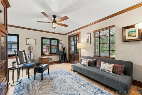 226 Grant Avenue Geneva IL 60134