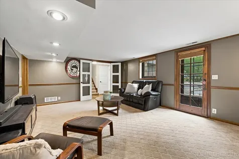 226 Grant Avenue Geneva IL 60134