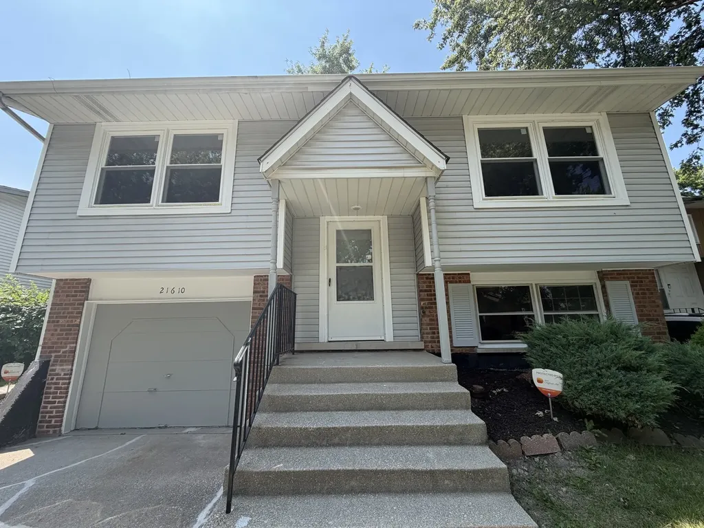 21610 Peterson Avenue Sauk Village IL 60411