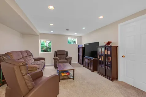 265 Biscayne Street Bloomingdale IL 60108