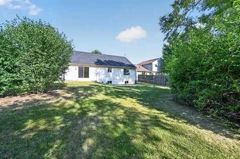 817 Casey Lane Harvard IL 60033