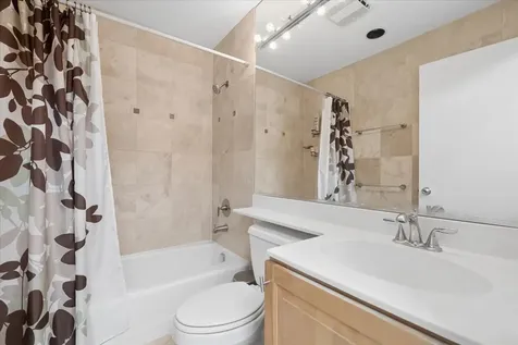 235 South Marion Street Oak Park IL 60302