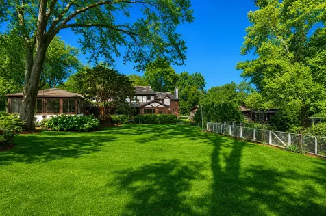 1211 South Grove Avenue Barrington IL 60010
