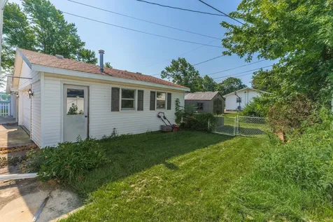 908 East Chestnut Street Pontiac IL 61764
