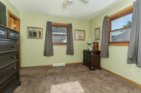 908 East Chestnut Street Pontiac IL 61764